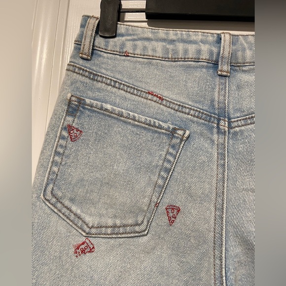 NWT Tinseltown Size 5 Pizza Embroidered Distressed Curvy Hi Rise Skinny Jeans - Picture 7 of 15